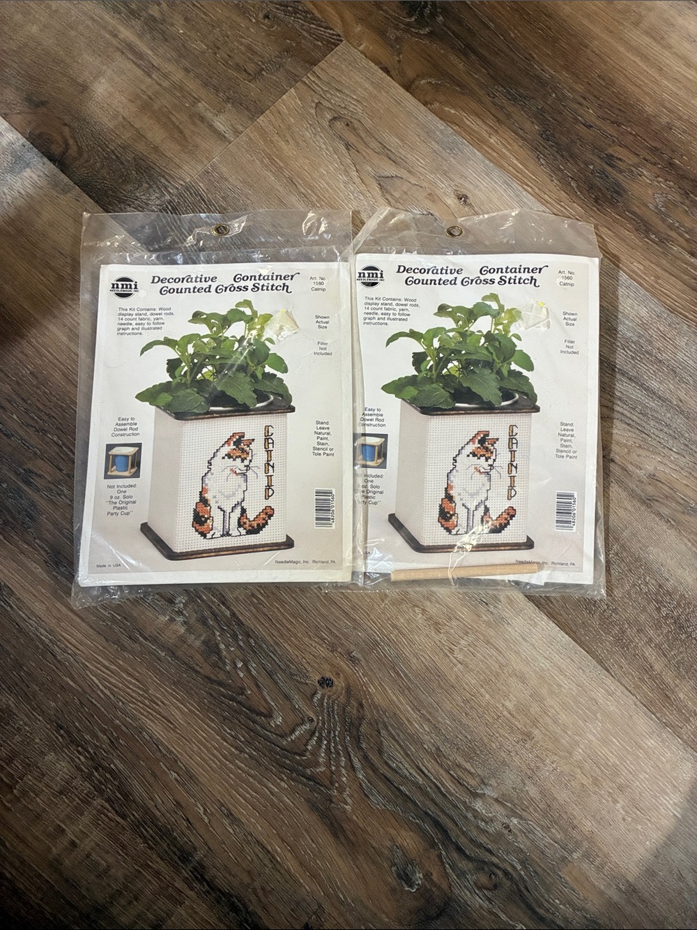 2 decorative container counted cross stitch cat nip